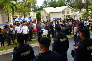 Sepultan restos teniente Swat murió durante operativo sector Los Rosales