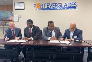 Firman acuerdo entidades portuarias de Florida y la República Dominicana