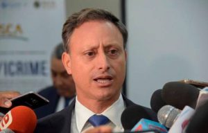 Presos mayores de 60 años pasarían a prisión domiciliaria en Rep. Dom.