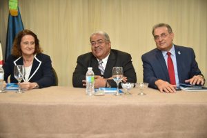 Siete hospitales implementan RD programa Mamá Canguro cuidar niños