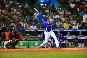 Licey vuelve a derrotar a los Leones; Toros blanquean a las Aguilas