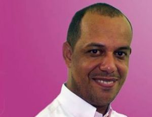 OPINION: Manuel Jiménez asegura descentralizará los servicios en SDE