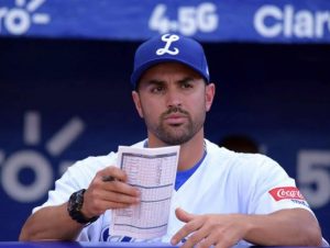 Luis Urueta a entrevista con Boston para puesto dirigente