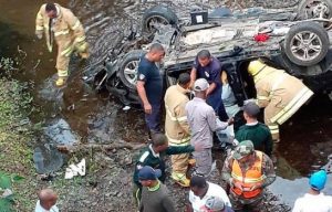 MONTE PLATA: Mueren 6 supuestos delincuentes en accidente tránsito