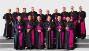 Obispos católicos dicen: «Es tiempo de deponer intereses particulares»