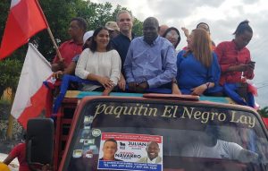 VILLA ALTAGRACIA: Julián Mateo encabeza gran marcha caravana VILLA ALTAGRACIA: Julián Mateo encabeza gran marcha caravana