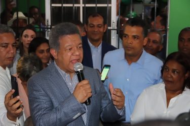 Leonel: “El pueblo tiene esperanza que FP dirija destinos del país” Leonel: “El pueblo tiene esperanza que FP dirija destinos del país”