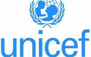 Cólera amenaza a 1,2 millones de niños haitianos, advierte Unicef