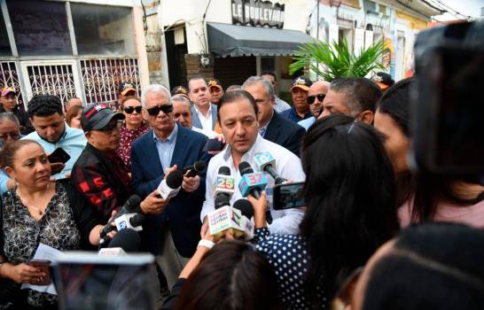 Alcalde califica de “acto vandálico” destrucción Bulevar de los Artistas imagen