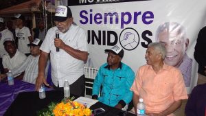 SAN CRISTOBAL: Renuncian del PRM para apoyar a Nelson Guillén SAN CRISTOBAL: Renuncian del PRM para apoyar a Nelson Guillén