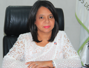 Presidente Medina ratifica a Anina Del Castillo en Pro Consumidor