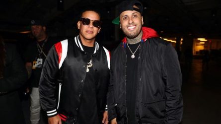 Daddy Yankee y Nicky Jam cantan en Times Square nuevo éxito “Muévelo” Daddy Yankee y Nicky Jam cantan en Times Square nuevo éxito “Muévelo”