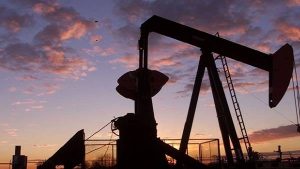 El petróleo de Texas cierra al alza y el barril se ubica en US$123.70