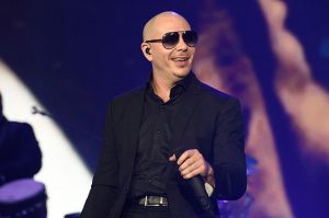 Pitbull se estrenará como maestro de ceremonias en Premios Lo Nuestro