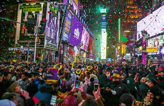 Un millón de personas recibe el 2020 en plaza Times Square imagen
