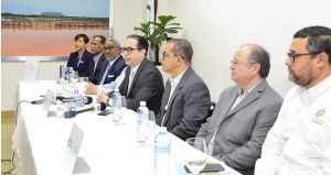 SANTIAGO: Danilo Medina promete terminar carretera turística Luperón SANTIAGO: Danilo Medina promete terminar carretera turística Luperón