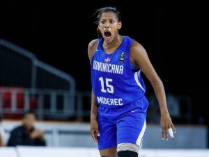 Sugeiry Monsac tras ser la primera dominicana en la WNBA