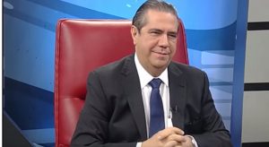 Ministro Javier García agradece premio al turismo dominicano