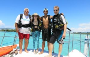 Preparan líderes jóvenes para proteger arrecifes de coral 