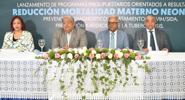 Destinan RD$282 millones para reducir mortalidad maternaneonatal imagen