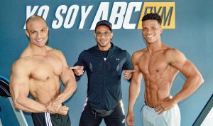 Presentan representantes Santiago en competencia fisiculturismo