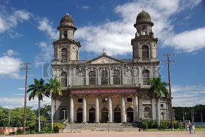 Santiago Apóstol de Managua, una catedral detenida en el tiempo