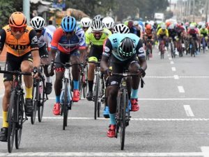 Joel García logra tercera etapa de la Vuelta Ciclista Independencia