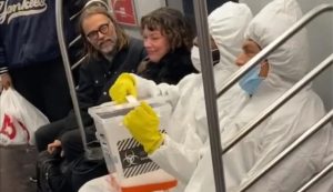 Dos adolescentes fingieron esparcir coronavirus en el Metro N. York