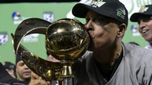 Lino Rivera cumple sueño de dirigir a RD en el Hiram Bithorn