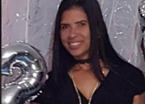 SFM: Padres defienden maestra acusada de abuso sexual contra estudiante