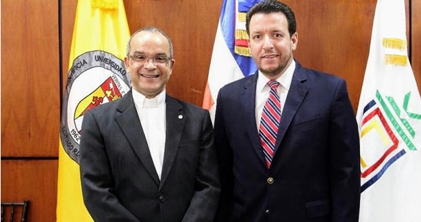 Asociaciones universitarias exhortan a mantener el orden constitucional imagen