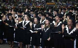 UTESA gradúa mil 55 nuevos profesionales en diferentes áreas