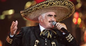 Cantante Vicente Fernández cumple 80 años con amor a sus raíces