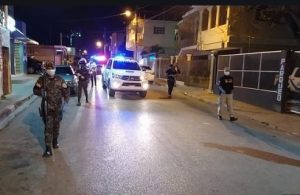 Arrestan otras 1,359 personas que violaron toque de queda en la RD