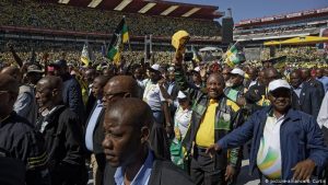 Gobierno de Haití insiste en disminuir grandes concentraciones