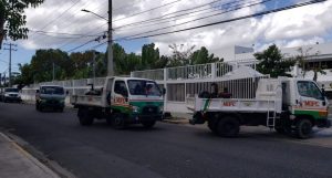 El Albergue Olímpico es fumigado por brigadas de Obras Publicas