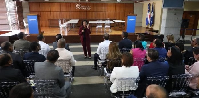 La nueva fiscal electoral coordina acciones contra delitos de esta área imagen