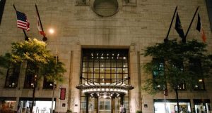 Hotel Four Seasons alojará gratis al personal que combate el COVID-19 Hotel Four Seasons alojará gratis al personal que combate el COVID-19