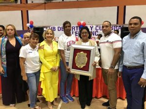 Club Calero realiza premiación anual en voleibol y baloncesto