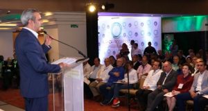 Abinader pide a países solidaridad con la democracia dominicana