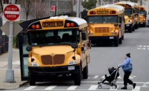 Gobernador de NY ordena cierre escuelas por temor a contagios coronavirus