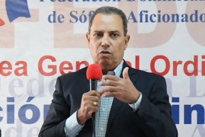 Softbol suspende elecciones, entrenamientos y clínicas Softbol suspende elecciones, entrenamientos y clínicas
