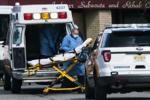 Encuentran 17 ancianos muertos en un centro de rehabilitación en NJ