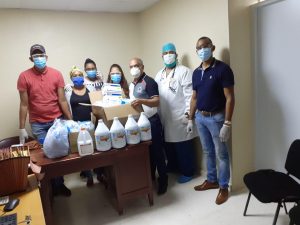 Funprosur dona insumos médicos y asiste envejecientes Matas de Farfán