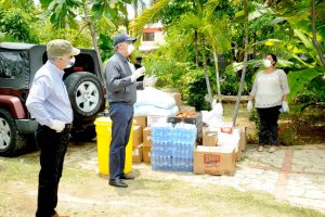 SDE: Manuel Jiménez encabeza jornada entrega raciones alimenticias