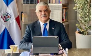 Miguel Vargas estima Abinader tiene buenas intenciones «pero sólo es eso»