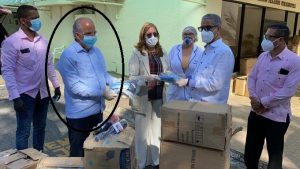 Destituyen viceministro de Salud tras figurar en foto junto a Sergia Elena