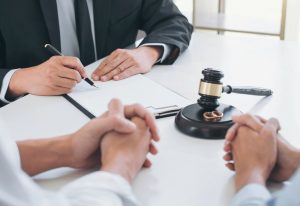 Se disparan pedidos de divorcios por largas horas de cuarentena en Nueva York