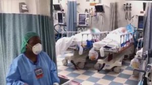 Van casi 2,000 muertes en NY por coronavirus; lo peor se anticipa en abril