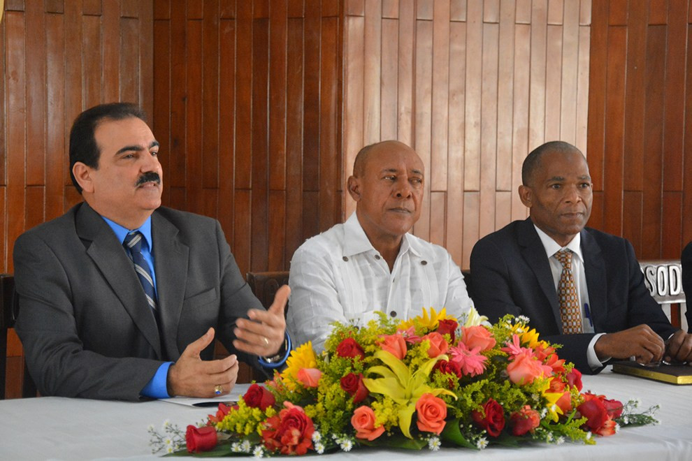 Las ferreterías piden autorización para abrir puertas en todo el país imagen